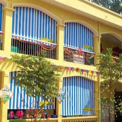 Bạt che nắng mưa trường học