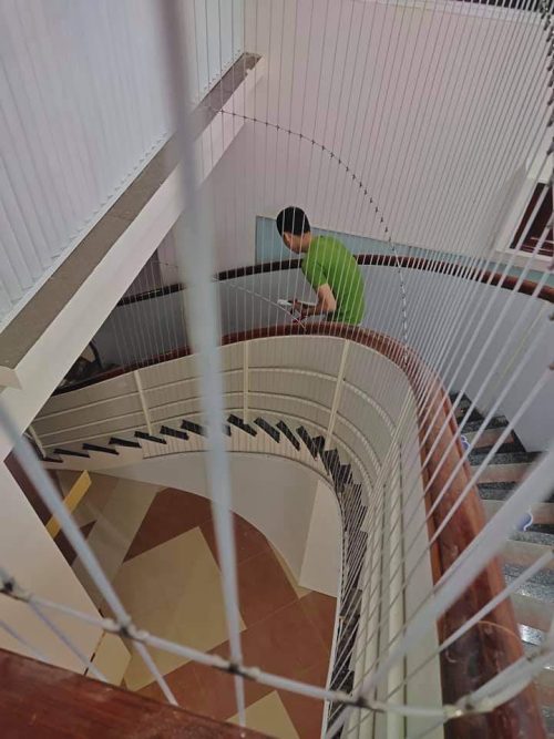 Lưới Cầu Thang Nhà Phố